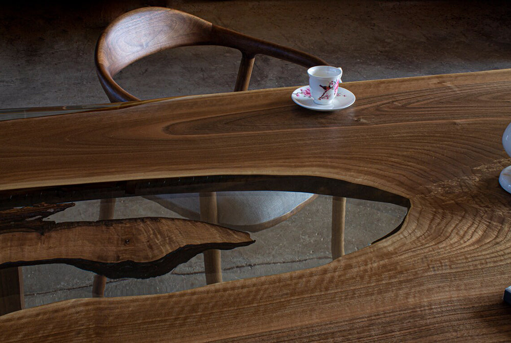 Drizzle Resin Dining Table