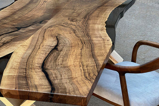 Maximus Resin Dining Table