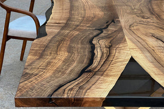 Maximus Resin Dining Table