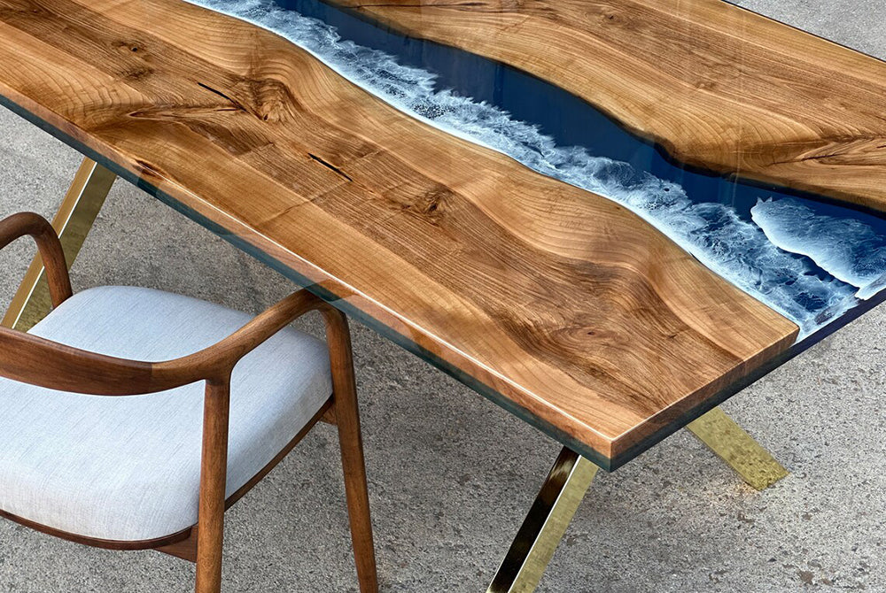 Sterope Resin Dining Table
